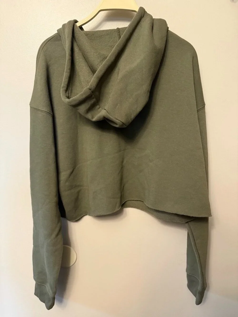 Wild Fable Olive Green Cropped Sweatshirt XL - Picture 2 of 4